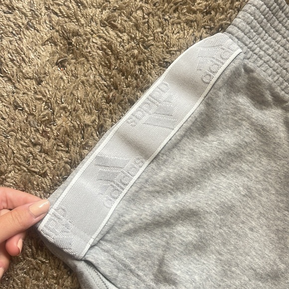 Adidas Sweat shorts - Picture 2 of 3